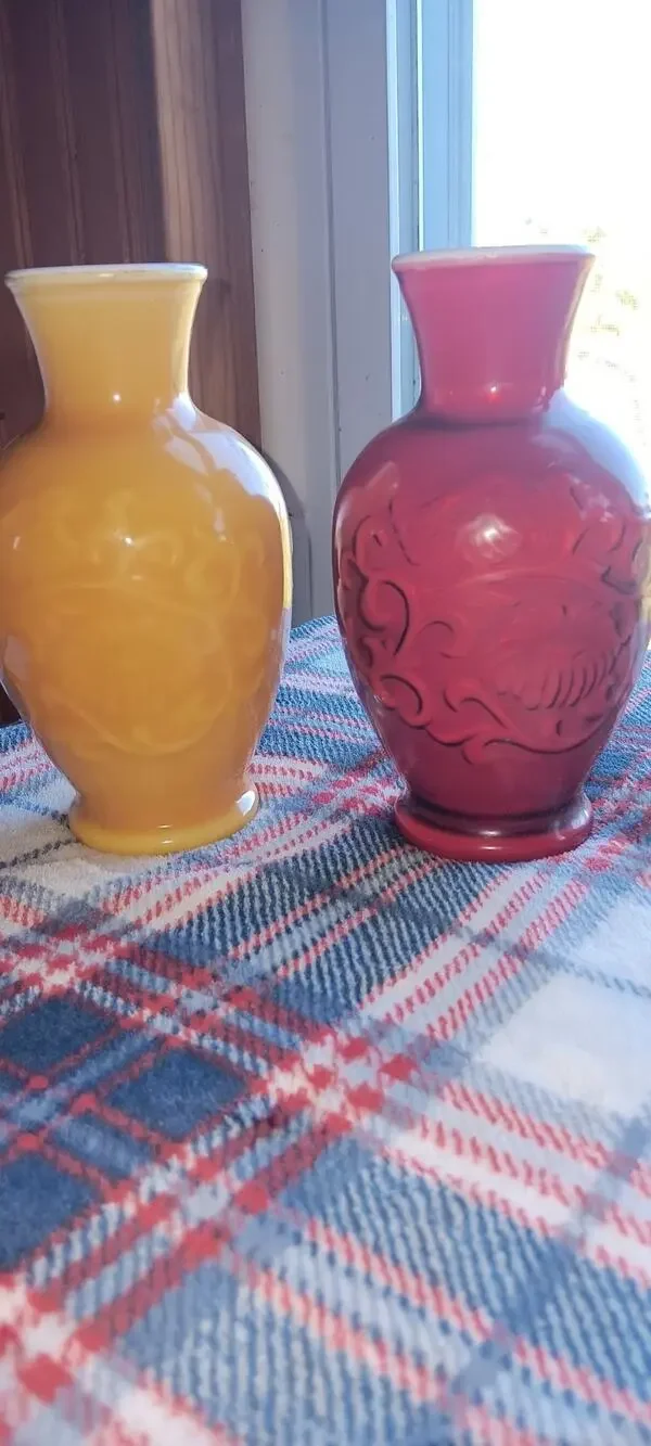 Vintage AVON 'Spring Bouquet' Fragranced Vase Lot Of 2 Red & Amber